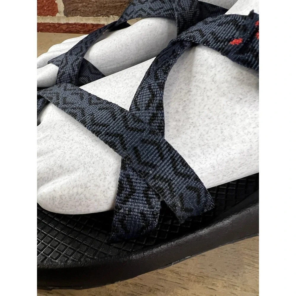 Chaco Z2 Classic Mens Size 10 Sandals Stepped Navy Blue Black Red Hiking Water